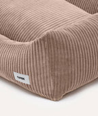 Cama de cachorro de veludo bege, Snozy