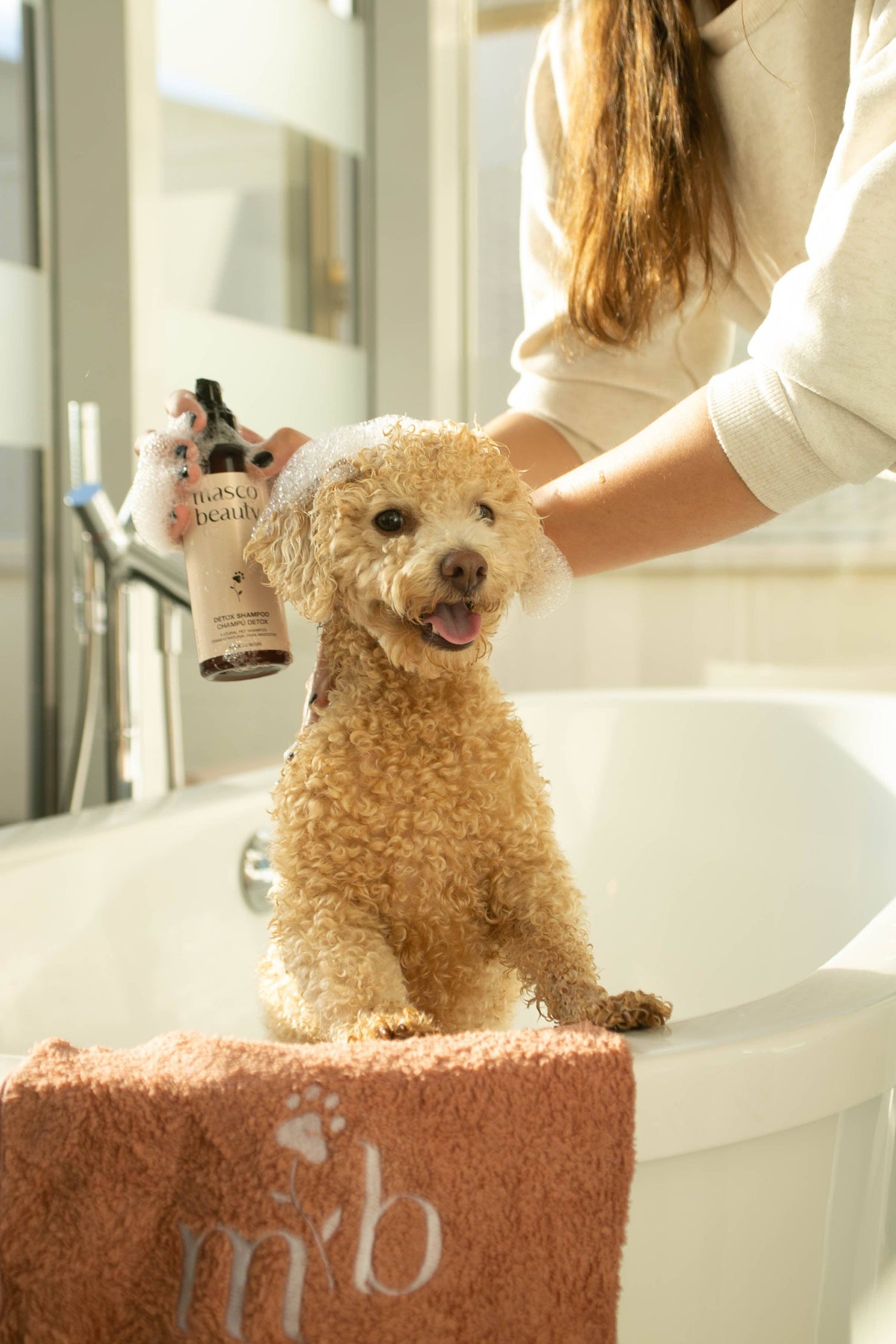 Champú Purificante para Perros – Cuidado Natural para Pieles